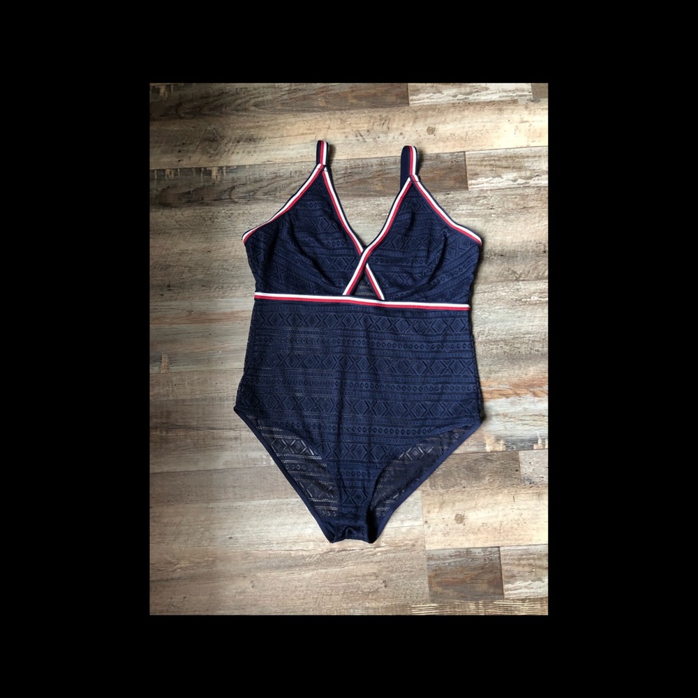 Tommy Hilfiger body suit